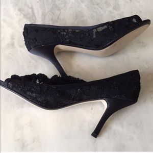 Ann Marino Lace Ruffle Silver Threaded Shoes